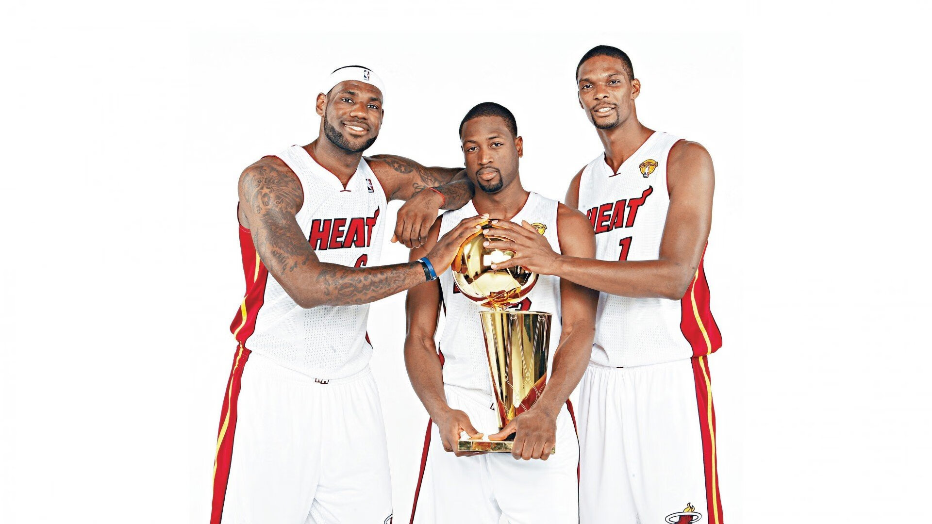 《堡垒之夜》未来城市创意秀:玩家作品火花四溅,引领未来游戏潮流