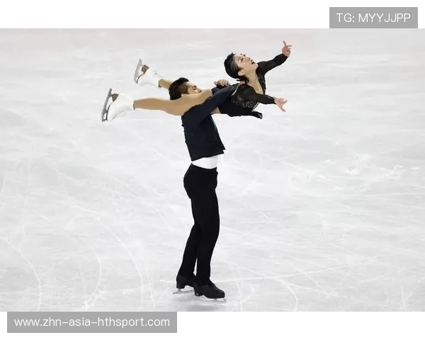 中国花滑组合动作惊艳全场